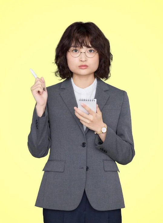 电影院里操起来了，被拍了吧 - H色仓库
